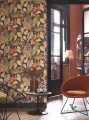 Salon z tapetą roślinną - aranżacja