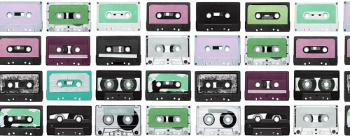Tapeta w stylu retro Rebel Walls R18516 Casette Tape Purple Rain Pops