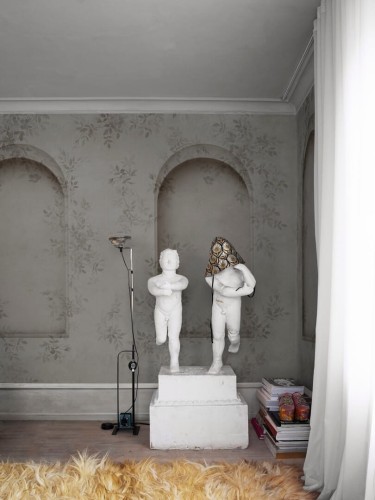 Fototapeta architektoniczne łuki i liście Rebel Walls R20999 Daydream Arches Gray Poetic