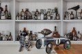Fototapeta Rebel Walls R14182 Cabinet of Curios Raw