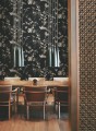Tapeta w kwiatowe pnącza i ptaki York KT2173 Bird And Blossom Chinoiserie 24 Karat