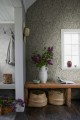 Tapeta Z Roślinnym Wzorem Sandberg 837-18 Elin Sage Green Kolonin