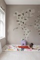Fototapeta mapa ze zwierzętami Rebel Walls R18442 World of Wonders Pastel Pink Wonder World