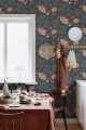 Tapeta kwiaty vintage Sandberg 400-86 Ava Classic Blue Villa Dalaro II