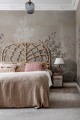 Fototapeta ogród Chinoiserie Rebel Walls R19303 Chinoiserie Haze Sand Imperfections