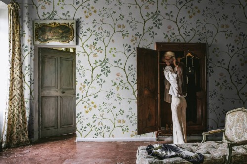 Fototapeta roślinna Rebel Walls R19234 Song Tree Pearl Vintage Brocade