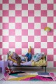 Fototapeta geometryczna szachownica Rebel Walls R19414 Chess Pink Maximalism More is More