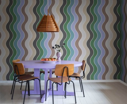 Fototapeta falujące pasy Rebel Walls R19420 Seventies Waves Rainbow Maximalism More is More