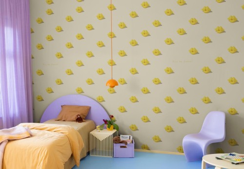 Fototapeta usta Rebel Walls R19454 Kissing Booth Yellow Maximalism More is More