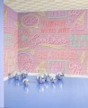 Fototapeta neonowe napisy i cegła Rebel Walls R19475 Neon Vibes Pink Bricks Maximalism More is More