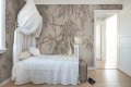 Fototapeta drzewo wisterii Rebel Walls R18664 Wisteria Tree Sand Cottage Core