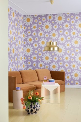 Fototapeta stokrotki retro Rebel Walls R19582 Dashing Daisies Lilac Cottage Core