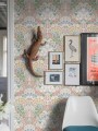 Tapeta botaniczna Boras Tapeter 2098 Blomstervall Hanna Werning Swedish Designers