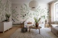 Fototapeta w stylu chinoiserie z małpami, ptakami i krzewami Rebel Walls R19756 Monkeys Paradise White Jack Kinsey