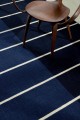 Dywan wełniany w paski Marimekko Tiibet Deep Blue 132808