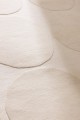 Dywan wełniany geometryczny koła Marimekko Isot Kivet Natural White 132501