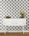 Tapeta kwiaty lotosu York Wallcoverings BW3977 Lotus Motif Black & White