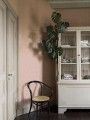 Tapeta minimalistyczna z pociągnięciami pędzla Boras Tapeter 6102 Shades Rhodonite Shades