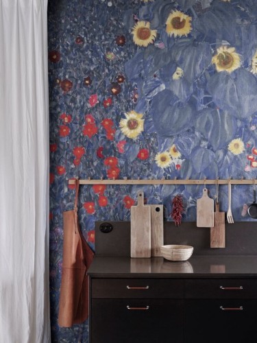 Fototapeta malowniczy ogród Rebel Walls R20547 Farm Garden Blue First Rebels