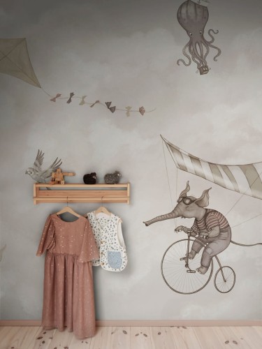 Fototapeta zwierzęta w chmurach Rebel Walls R20589 In the Clouds Beige Family Fun