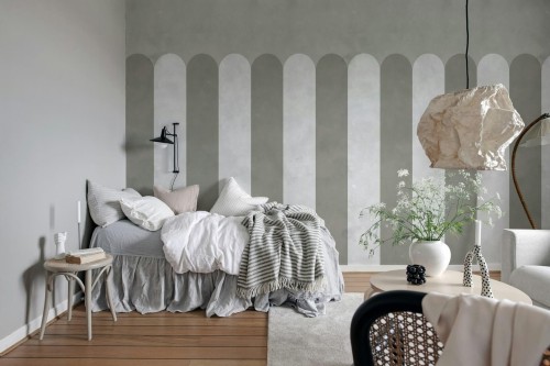 Fototapeta zaokrąglone paski Rebel Walls R20923 Circus Stripes Pearl Hot Pops
