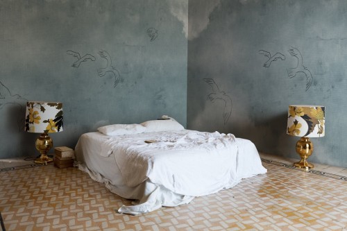 Fototapeta minimalistyczne ptaki i niebo Rebel Walls R21012 Wings Over Horizon Blue Poetic