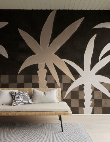 Fototapeta malowane palmy i motyw płytek Rebel Walls R20496 Palm Horizon Dark Brown Symbolic