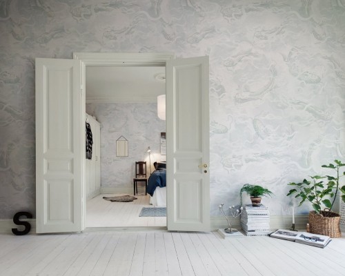 Fototapeta ryby koi Rebel Walls R21026 Atlantis Fish White Sam Wilde