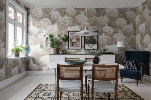 Fototapeta kwiaty Rebel Walls R21037 Elysian Flowers Beige Sam Wilde