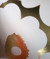 Tapeta metaliczna kwiaty maki J&V 25906 Unikko Marimekko