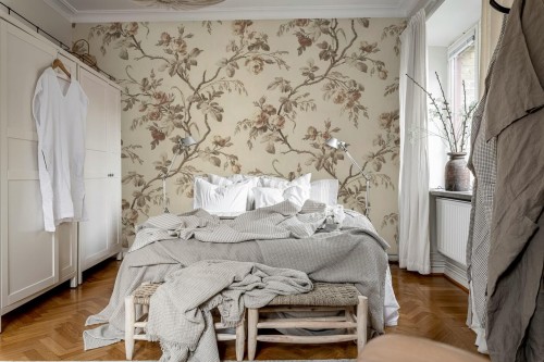 Fototapeta pnącza róż Rebel Walls R21172 Rose Garland Beige Hot Pops