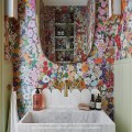 Tapeta artystyczne kwiaty House of Hackney Hollyhocks Spring