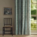 Tkanina w pasy z liśćmi dębu Morris & Co. X The Huntington Oak & Blossom Weave 237668 The Unfinished Works Handcrafted