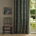 Tkanina w motyw roślinny Morris & Co. X The Huntington Daisy & Oak 227372 The Unfinished Works Fabrics