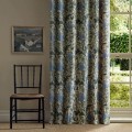 Tkanina haftowana w tulipany i liście akantu Morris & Co. X The Huntington Lent Lily Embroidery 237662 The Unfinished Works Fabrics