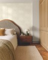 Tapeta ze wzorem inspirowanym naturą Caselio 107170297 Bloom Reverie Moonlight III