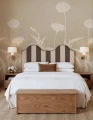 Fototapeta polne kwiaty Rebel Walls R22358 Floral Silhouette Beige Hot Pops
