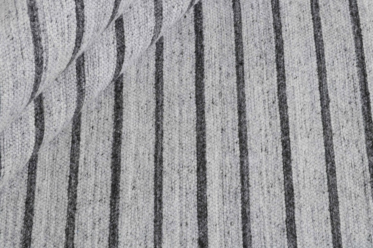 Szary Dywan Reza's w Jasno Szare Paski - NOUVEAU STRIPES SILVER DARK/GREY