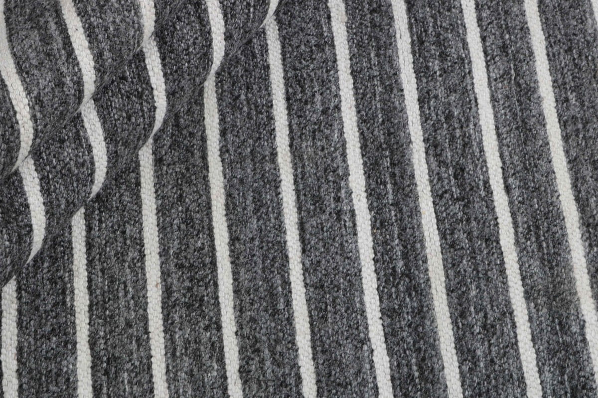 Ciemny Szary Dywan Reza's w Białe Paski - NOUVEAU STRIPES DARK GREY/WHITE