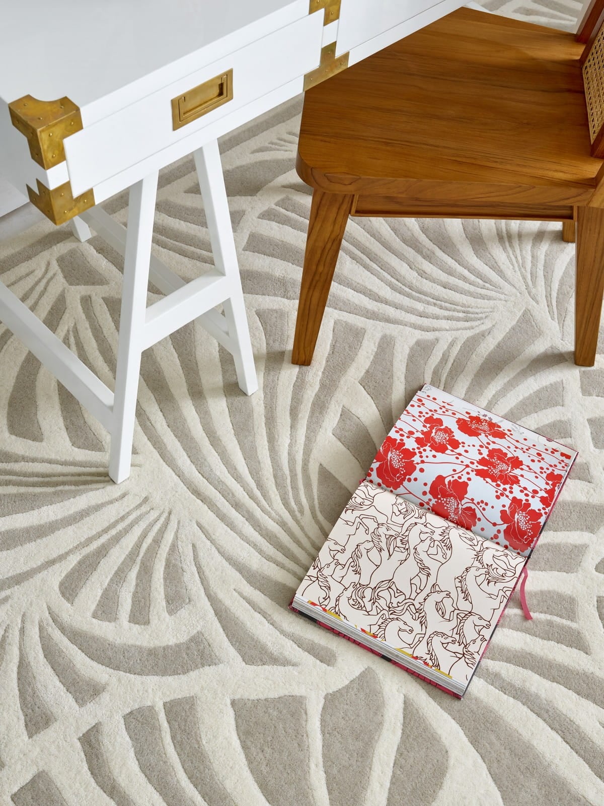 Dywan Florence Broadhurst Japanese Floral Oyster 039701