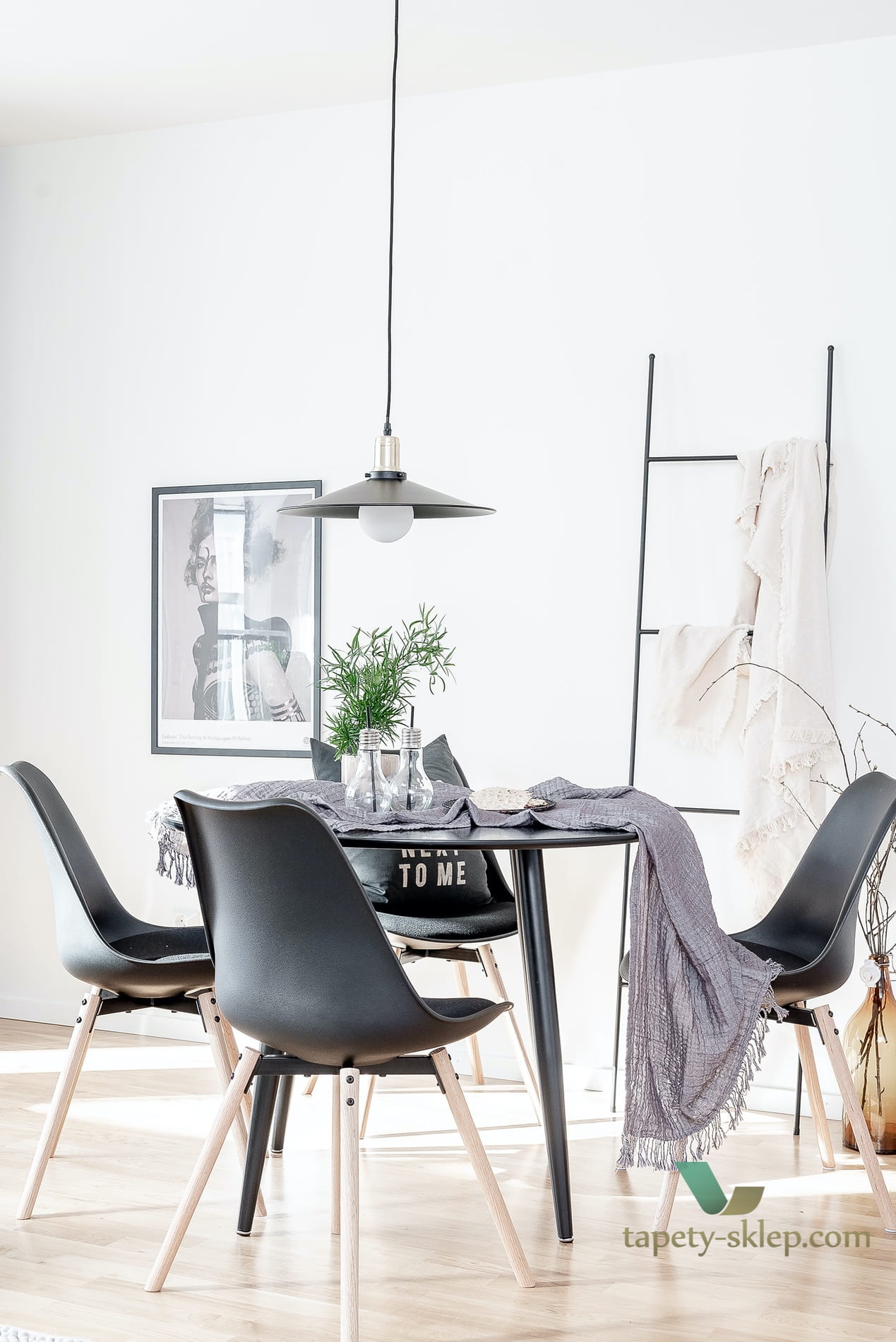 Lampa wisząca Disc Black 452611 Globen
