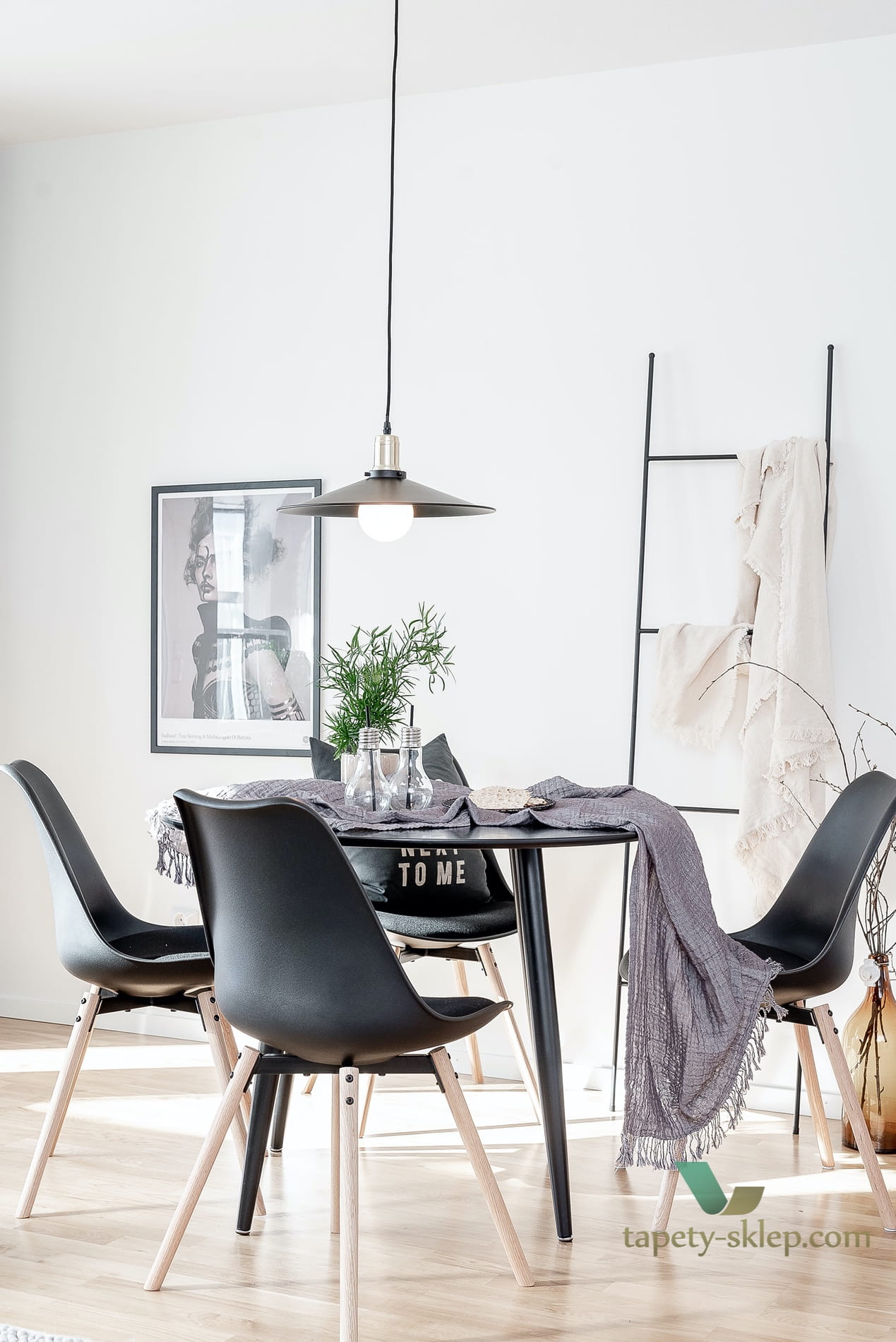 Lampa wisząca Disc Black 452611 Globen