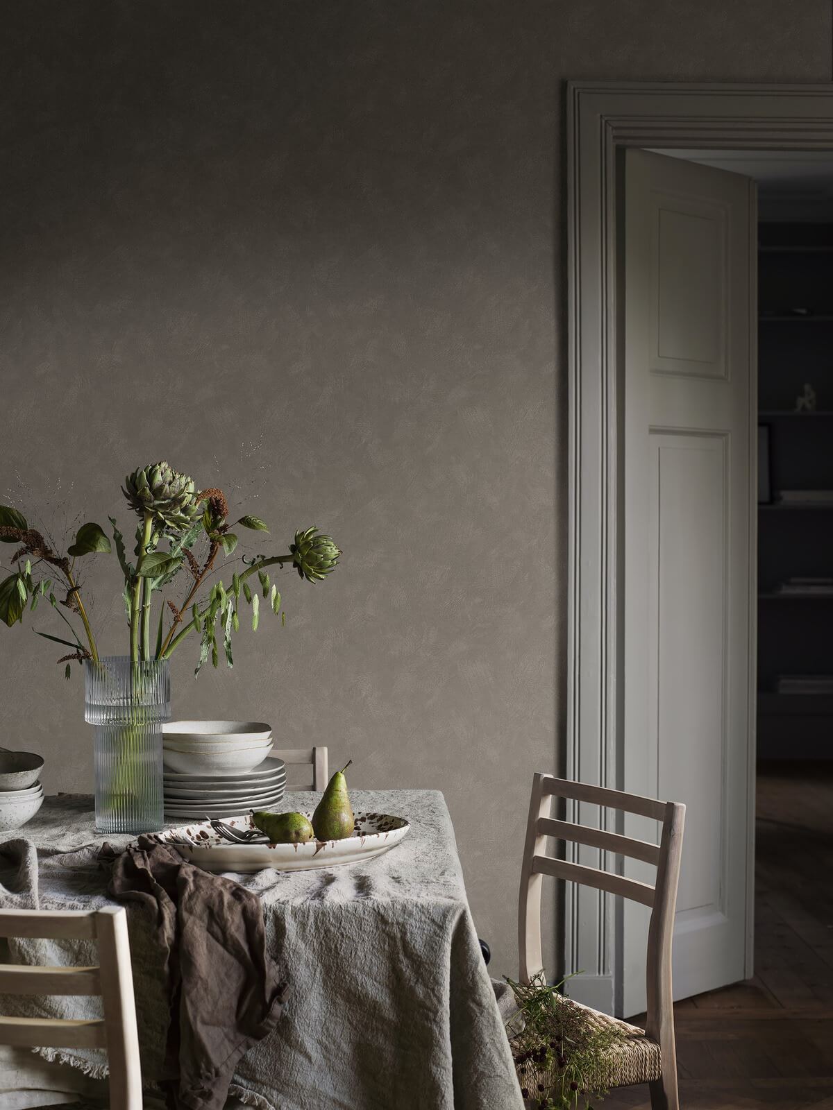 Tapeta w stylu rustykalnym Boras Tapeter Painter's Wall 5083 Chalk