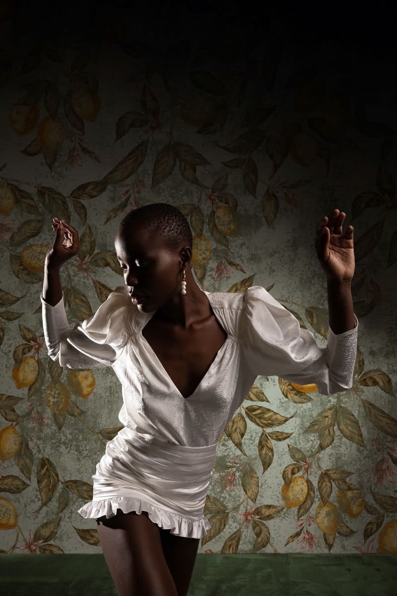 Tapeta w owoce London Art T07S05 1A CAN YOU SEE ME The Daydreamer