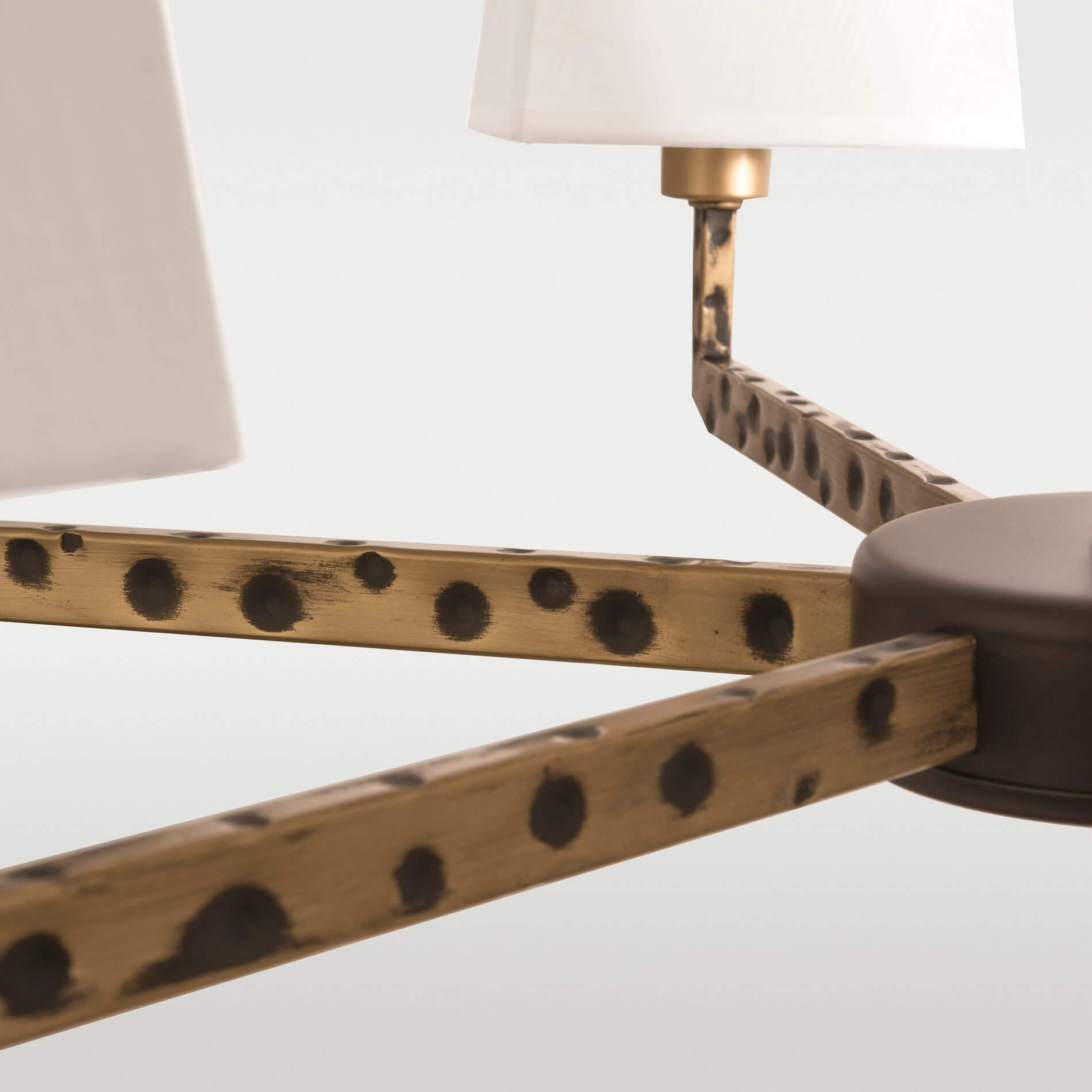 Ekskluzywna lampa wisząca Stockholm P06636BK AU Cosmo Light