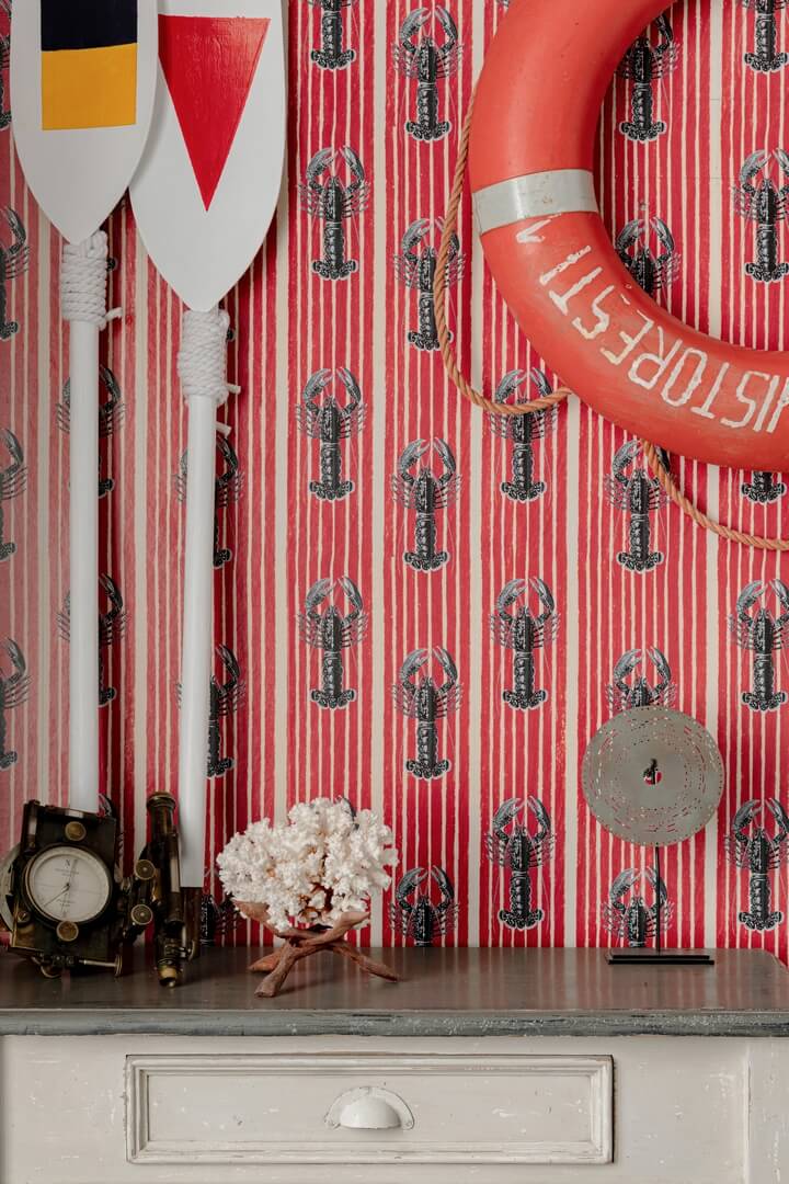 Tapeta Homary Mind The Gap MEDITERRANEAN LOBSTERS Light Grey WP30063 Sundance Villa Complementary