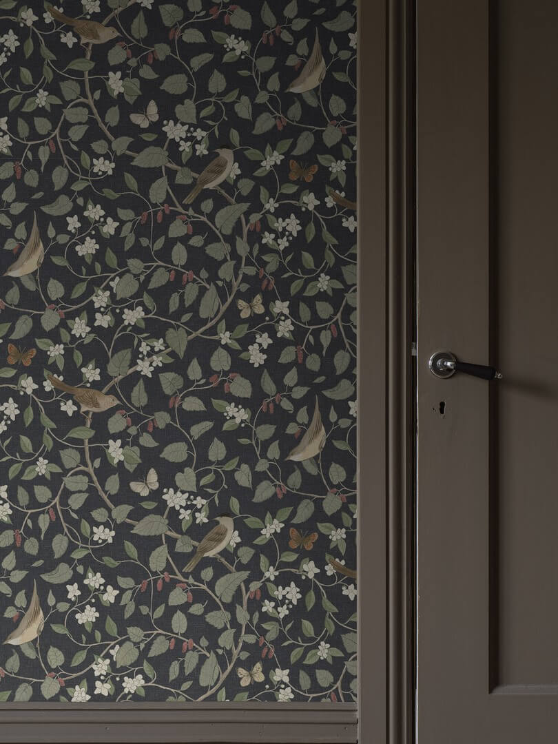 Tapeta Ptaki i Roślinne Pnącza Boras Tapeter Sangfaglar 2057 Special Edition Flowery