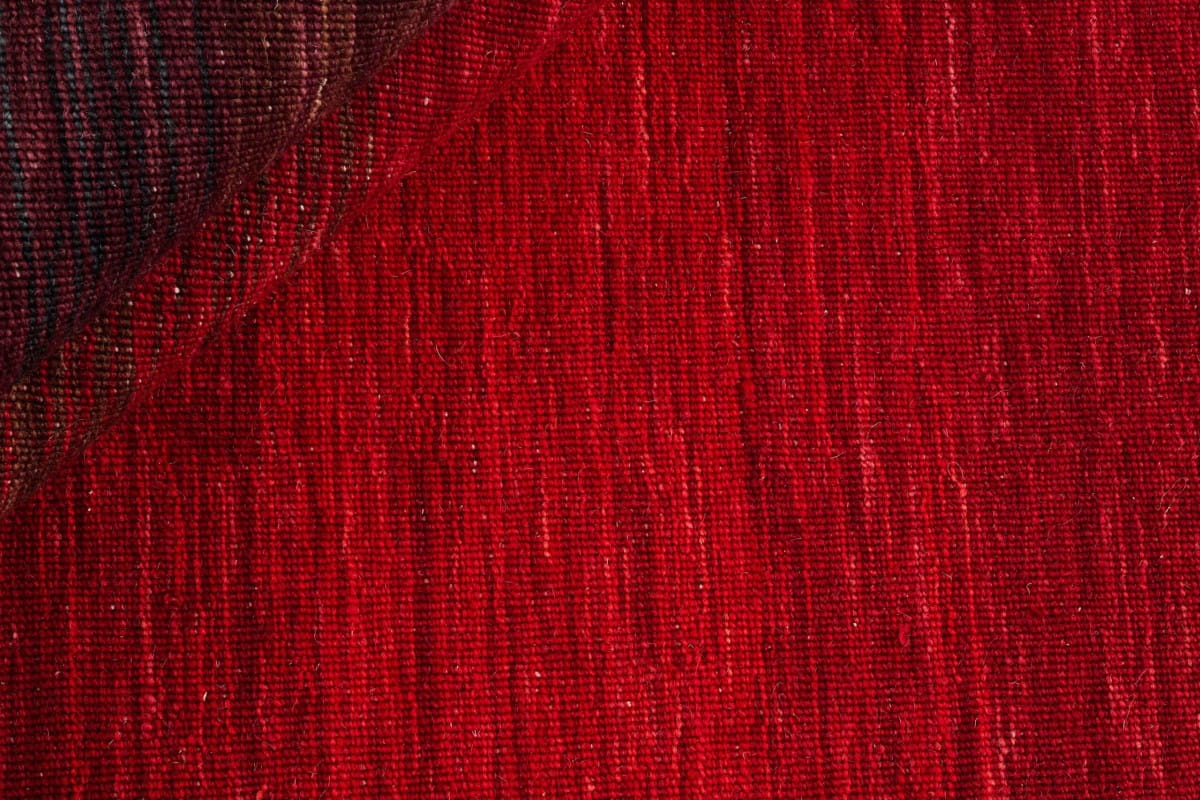 Dywan cieniowany czerwono-czarny Panorama Kelim Black Red Reza's