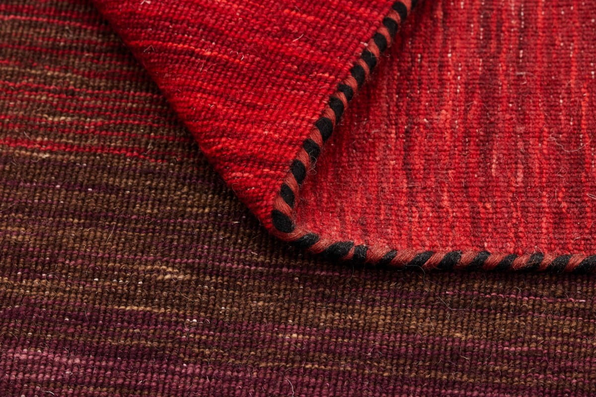 Dywan cieniowany czerwono-czarny Panorama Kelim Black Red Reza's
