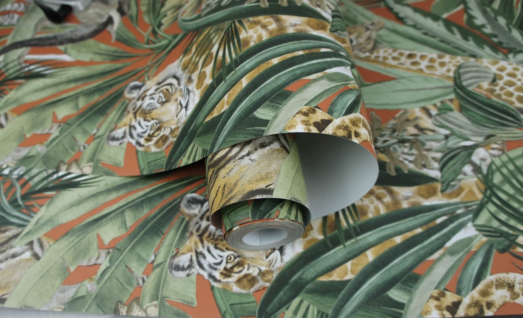 Tapeta w zwierzęta i tropikalne liście Holden 91311 Serengeti Amazonia